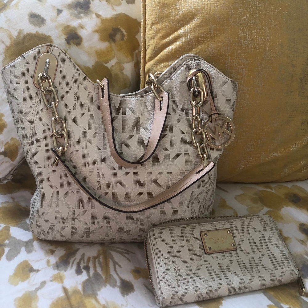 MK bag and wallet